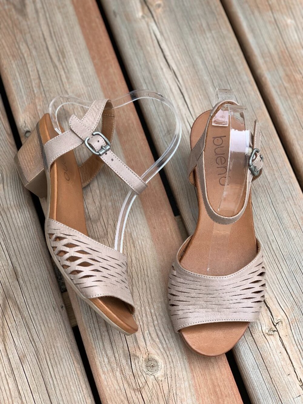 Bueno Sandals Eu39 8.5 Tan Leather Open Toe Ankle Strap Low Block Heel Boho Shoe